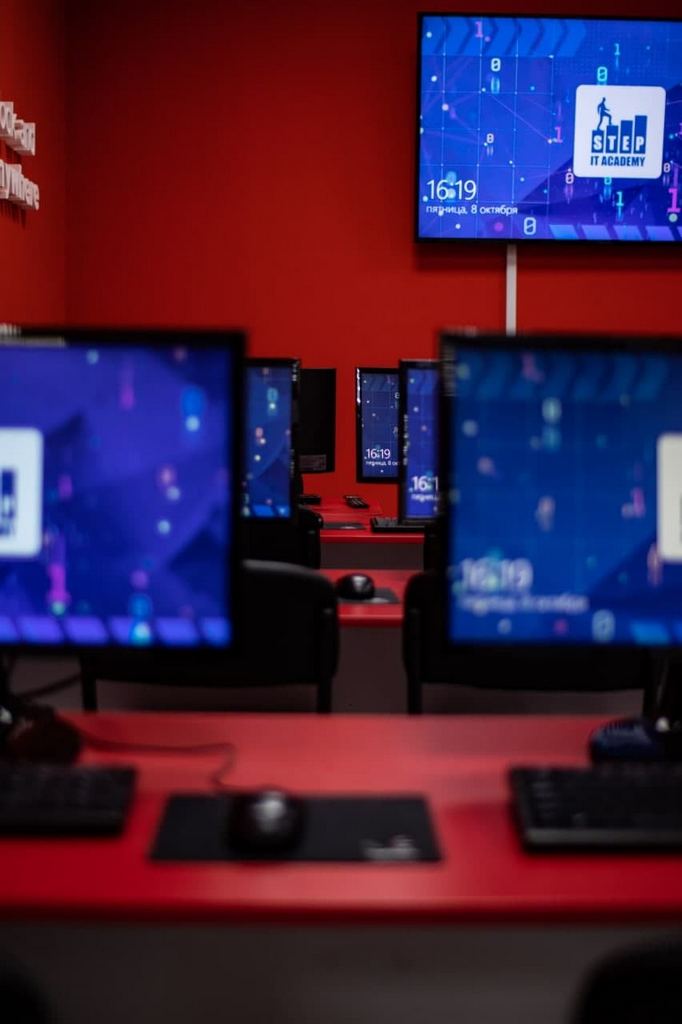 КОМП'ЮТЕРНА АКАДЕМІЯ ШАГ НІКОПОЛЬ